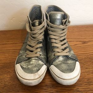 Metallic gold Vans Hightops